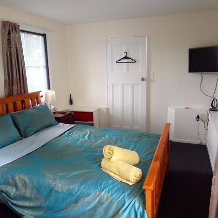 Bed and Breakfast Water Lily Garden Christchurch Esterno foto