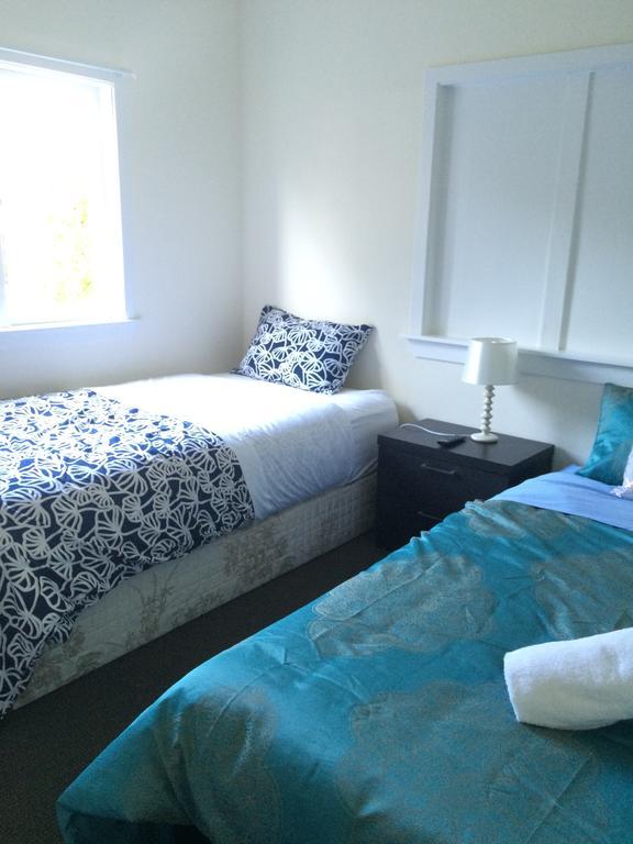 Bed and Breakfast Water Lily Garden Christchurch Esterno foto